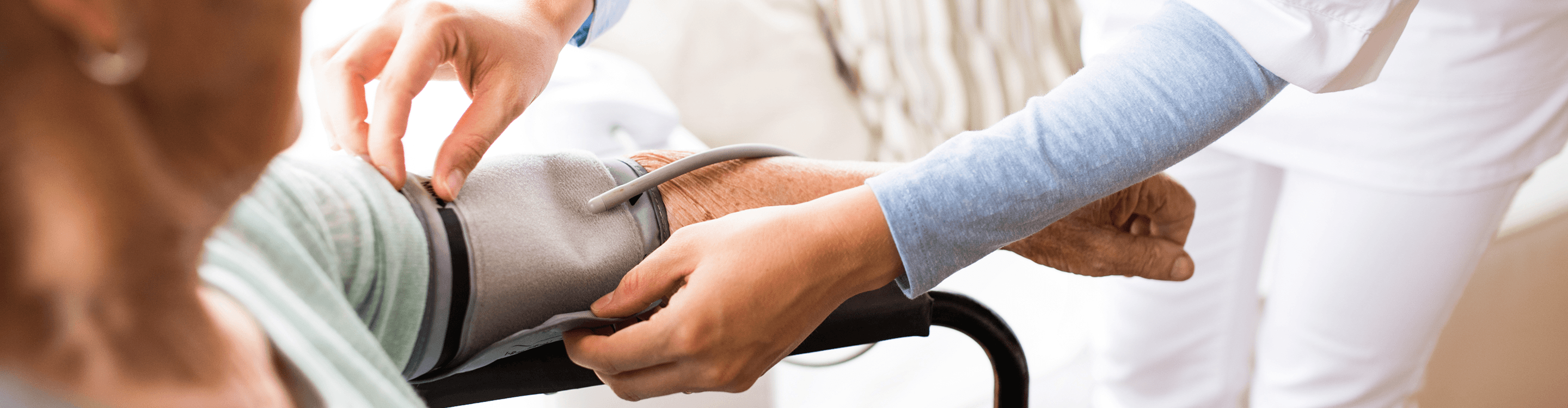 사랑하는 가족을 위한<br />최상의 간병 서비스